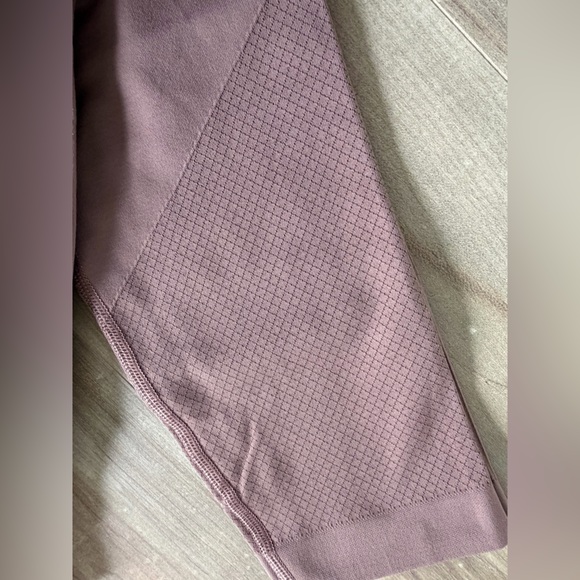 Lululemon Athletica Dusty Purple Leggings - Picture 2 of 5